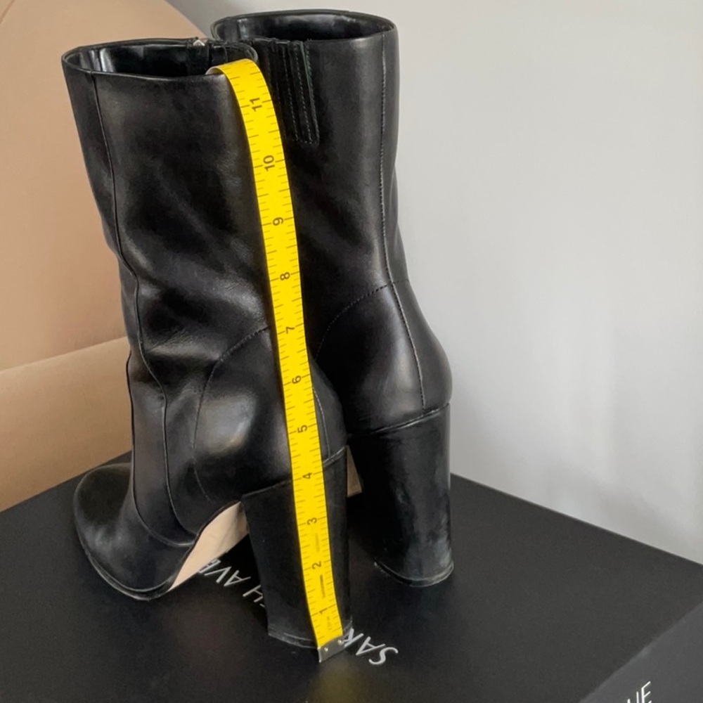 Saks Fifth Avenue Black Leather Calf Boots / Size 8.5M - Picture 14 of 16